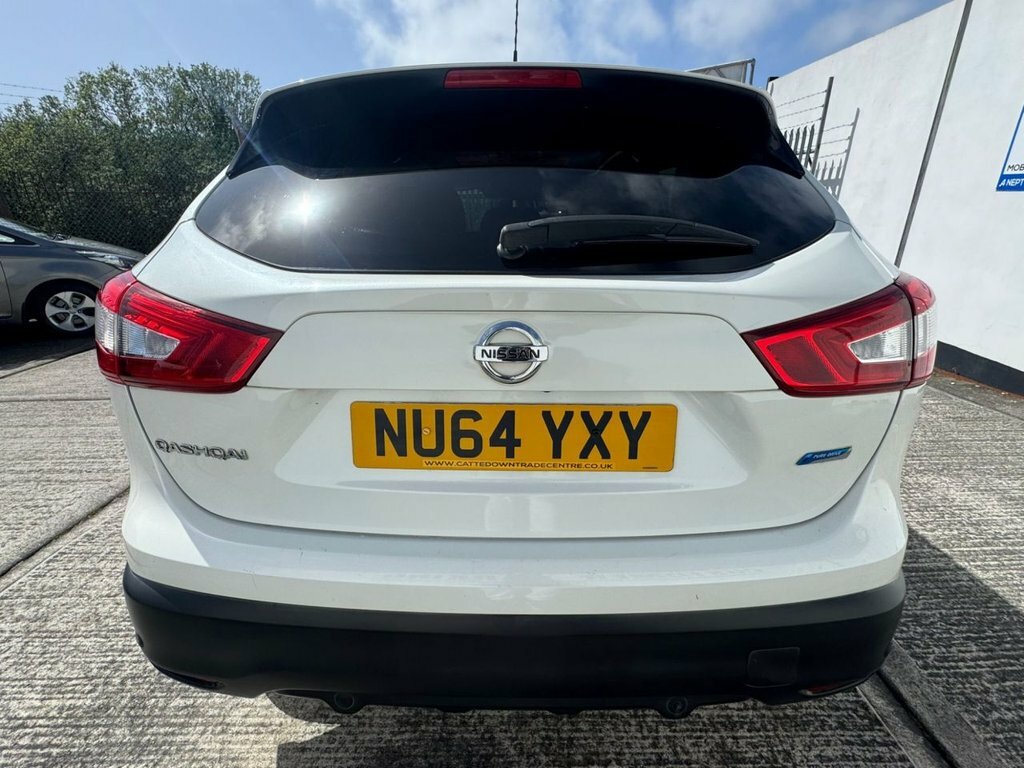 Nissan Qashqai 1.5L Acenta Premium NU64YXY White #4