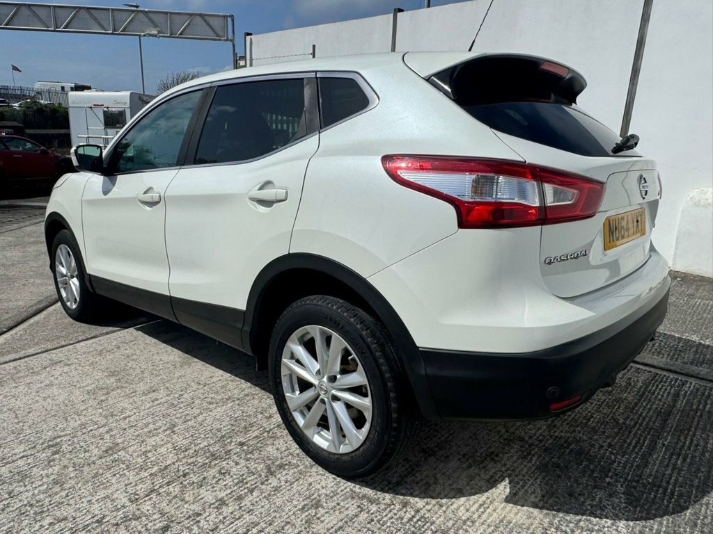 Nissan Qashqai 1.5L Acenta Premium NU64YXY White #3