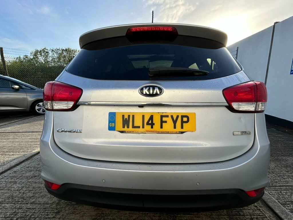 Kia Carens 1.7L 3 Silver #4