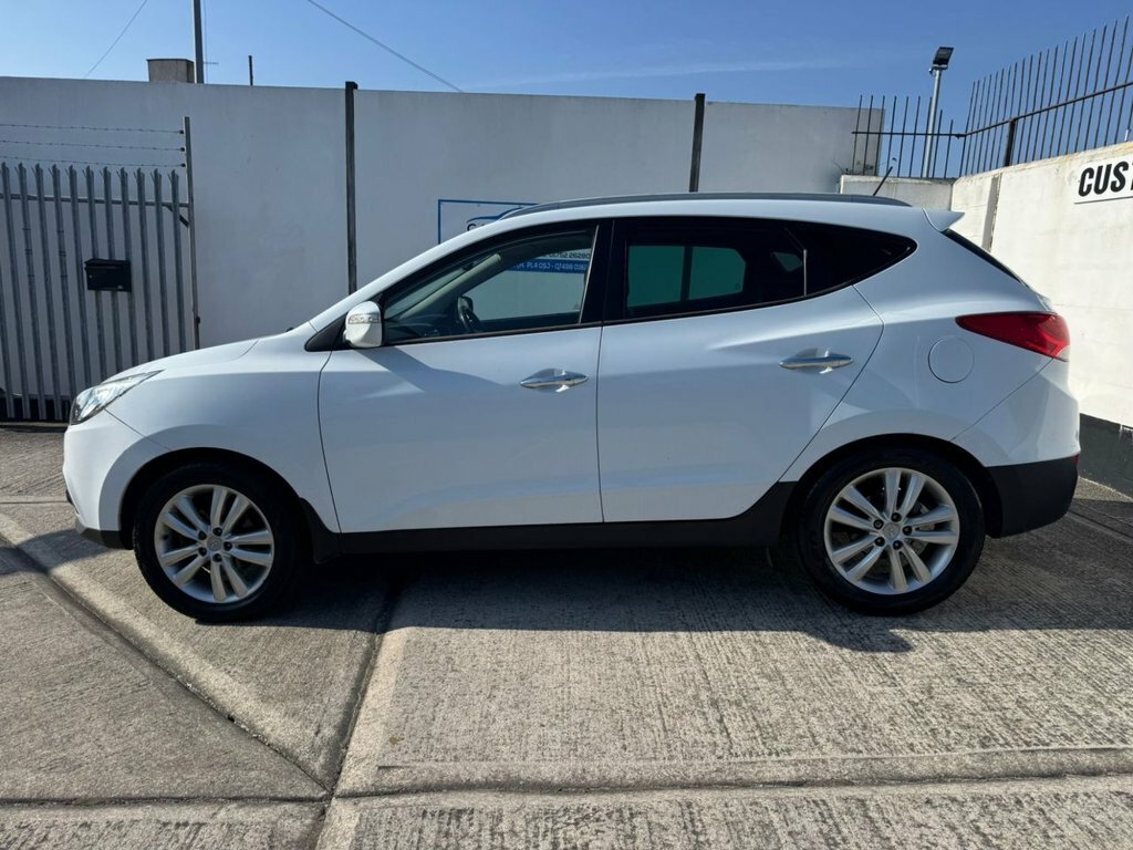 Hyundai Ix35 2L Premium White #2