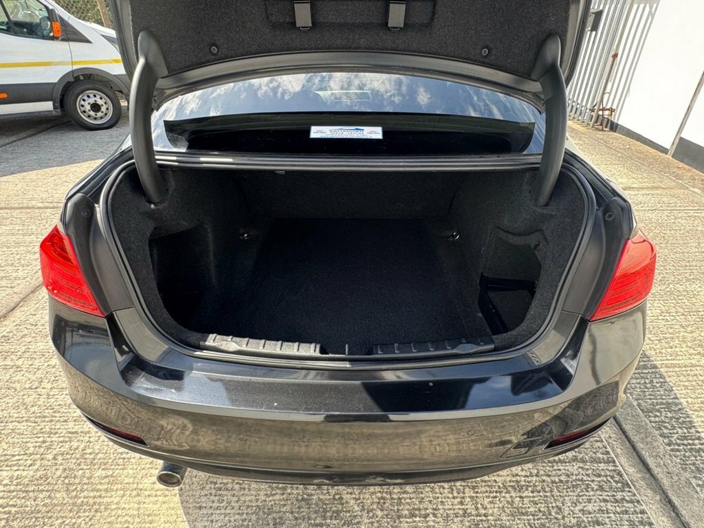 BMW 3 Series 2L Se GL12ZJZ Black #5