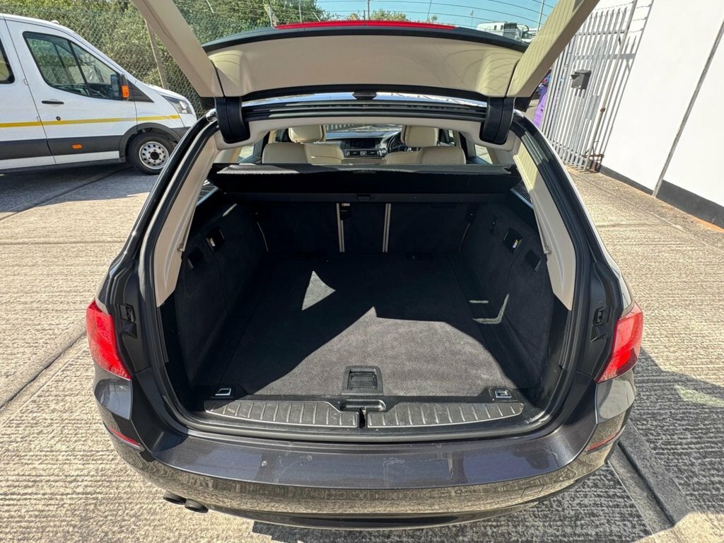 BMW 5 Series 2L Se YD61YLF Grey #5