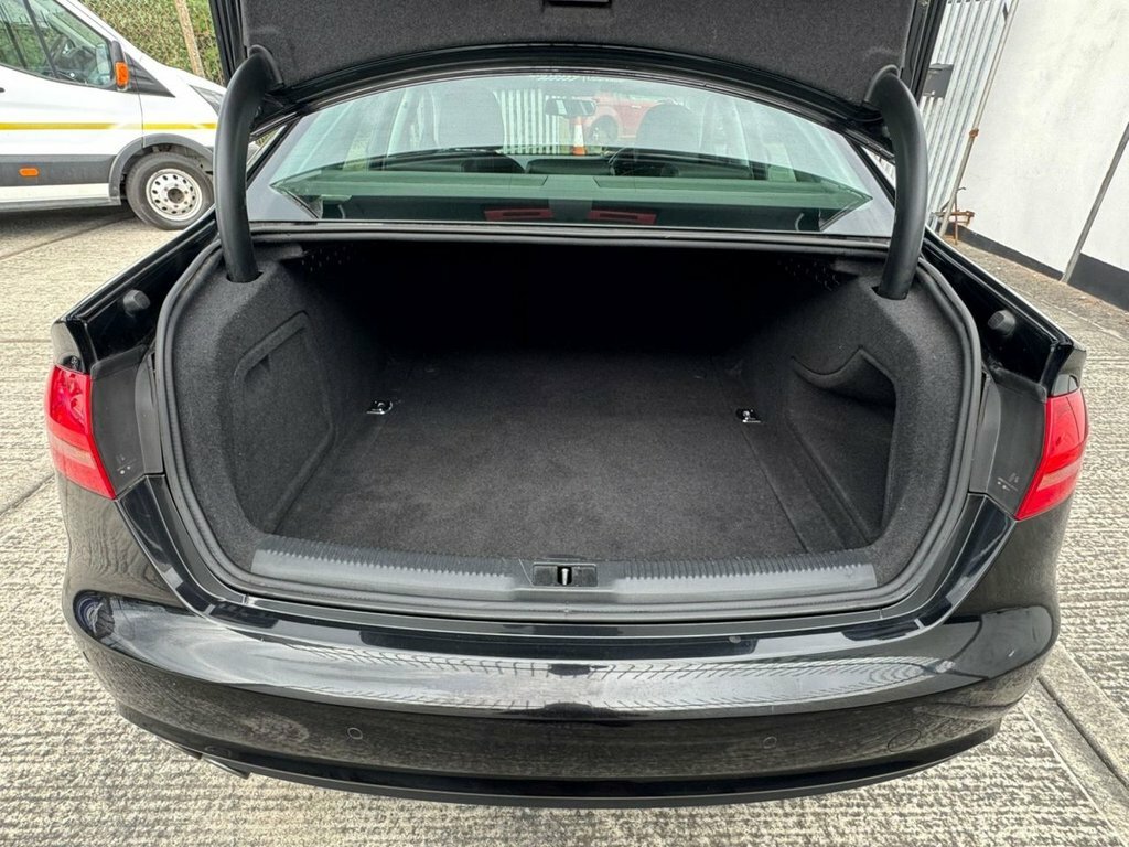 Audi A4 2L Se Technik MF64AET Black #5