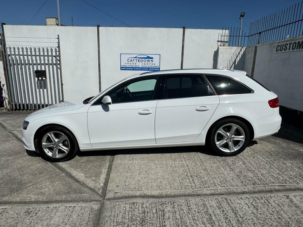 Audi A4 Avant 2L Se Technik BN64VJV White #2