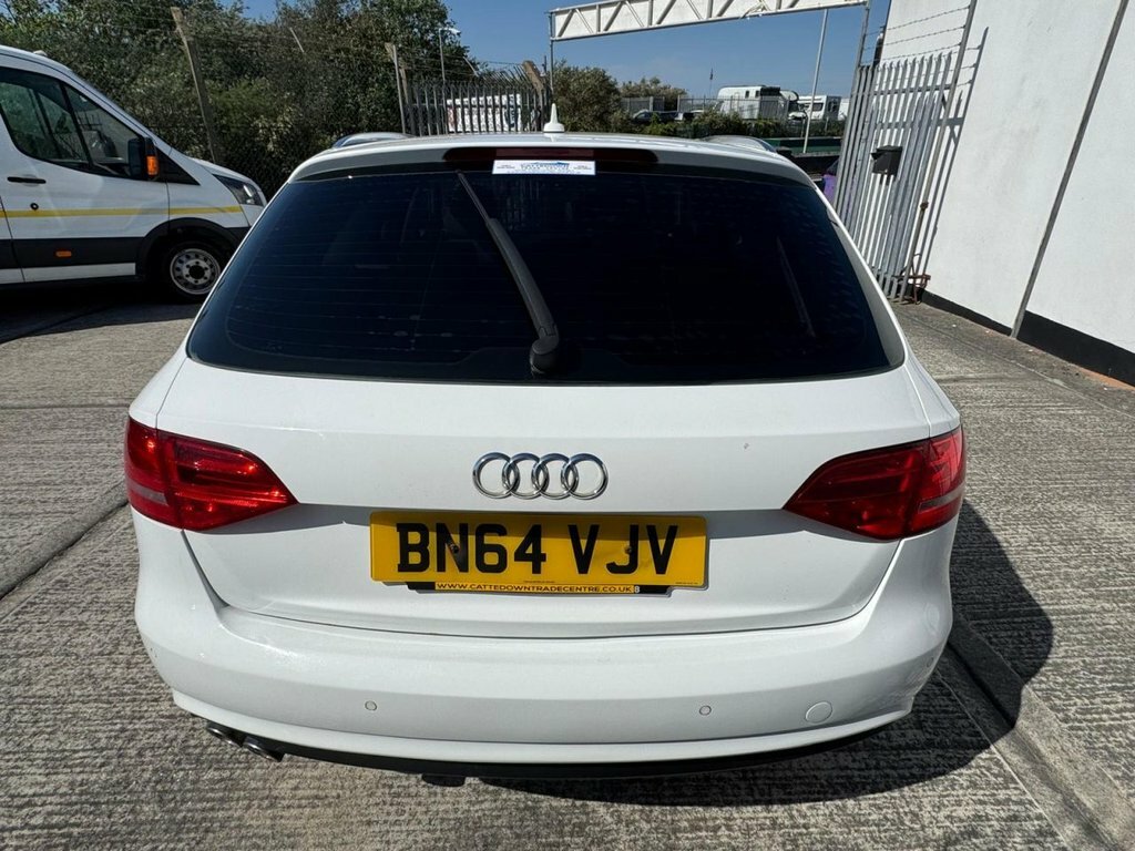 Audi A4 Avant 2L Se Technik BN64VJV White #4