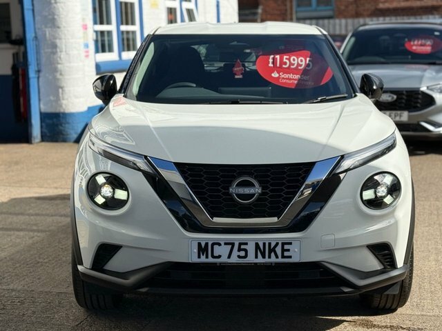 Nissan Juke Dig-t Acenta Premium Suv MC75NKE White #2