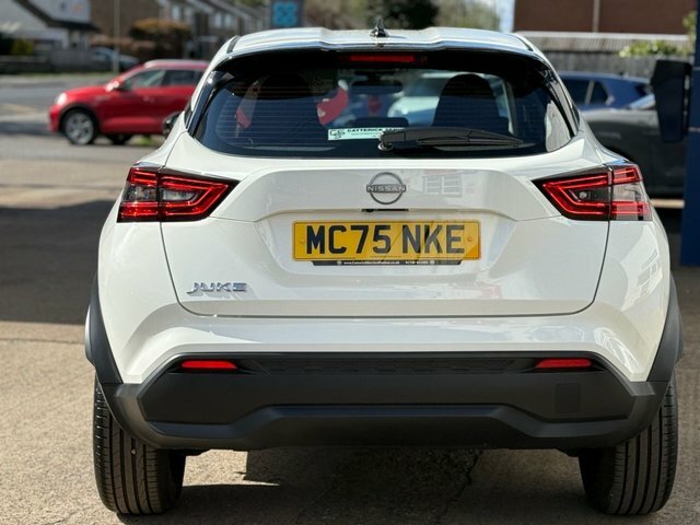 Nissan Juke Dig-t Acenta Premium Suv MC75NKE White #5
