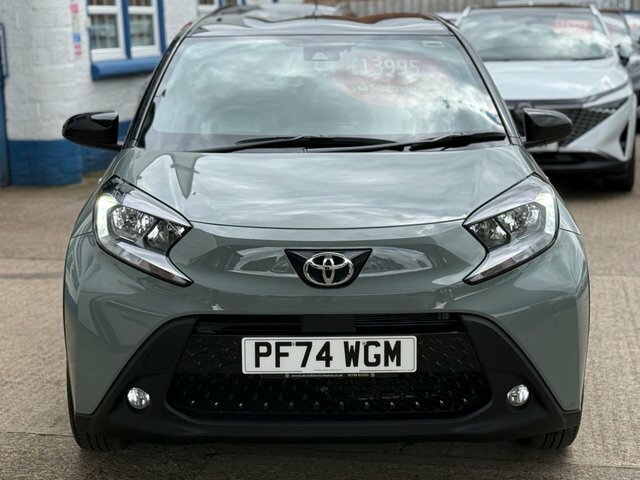 Toyota Aygo X Vvt-i Edge Hatchback PF74WGM Green #2