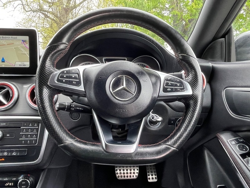 Mercedes-Benz CL Cla 200 D Sport Black #38