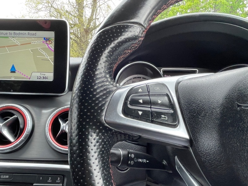 Mercedes-Benz CL Cla 200 D Sport Black #36