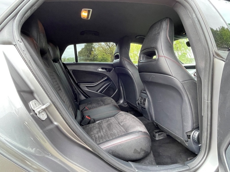 Mercedes-Benz CL Cla 200 D Sport Black #62