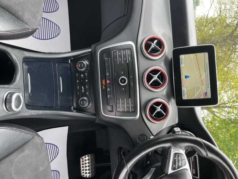 Mercedes-Benz CL Cla 200 D Sport Black #32