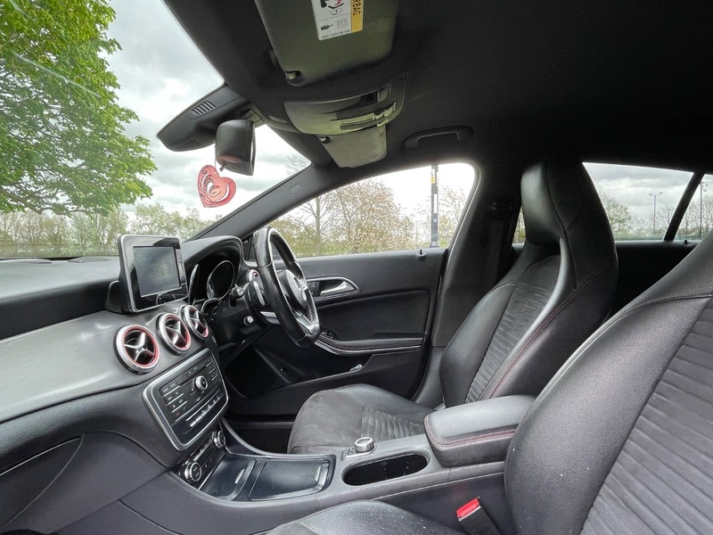 Mercedes-Benz CL Cla 200 D Sport Black #27