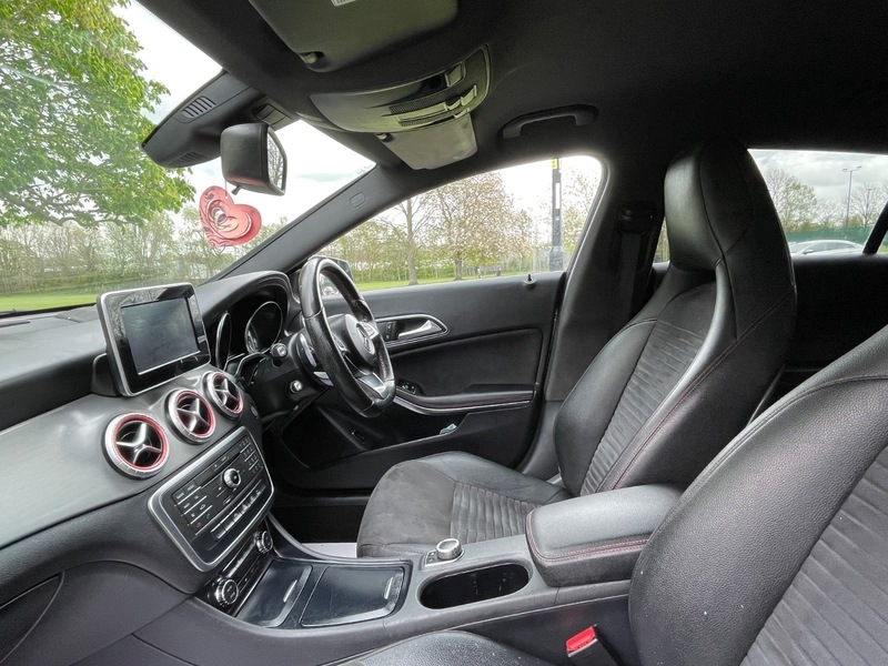 Mercedes-Benz CL Cla 200 D Sport Black #26