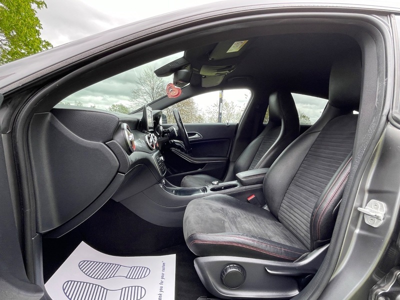 Mercedes-Benz CL Cla 200 D Sport Black #23