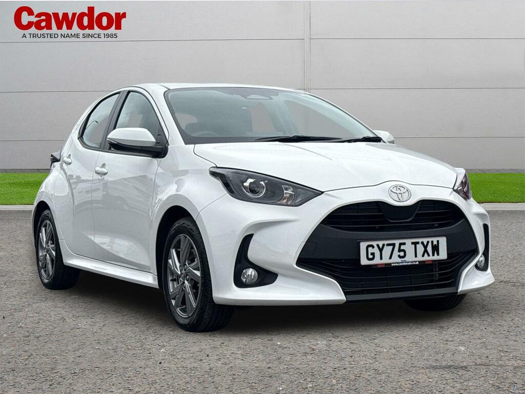 Toyota Yaris Icon Hev Cvt White