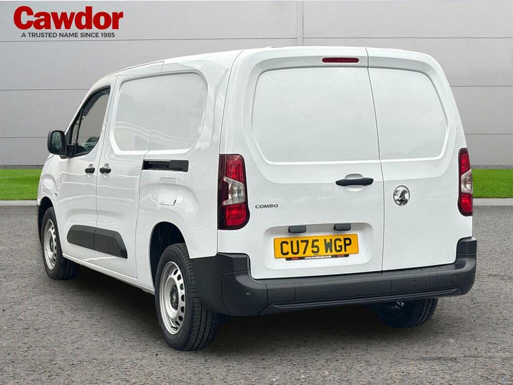 Vauxhall Combo Crg Xl H1 2300 1.5 Tb D 100 Prme White #5