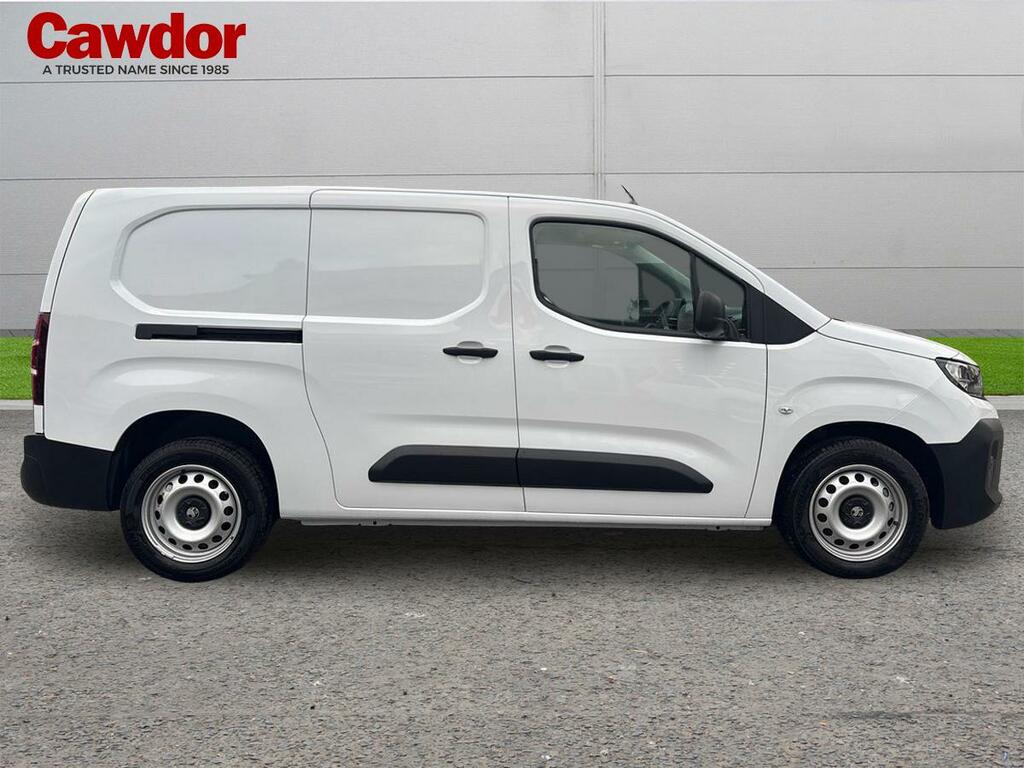 Vauxhall Combo Crg Xl H1 2300 1.5 Tb D 100 Prme White #2