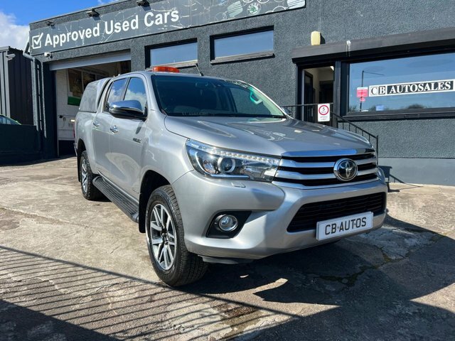 Toyota HILUX 2018 2.4 D-4d Invincible Pickup Double Cab Die Silver #3