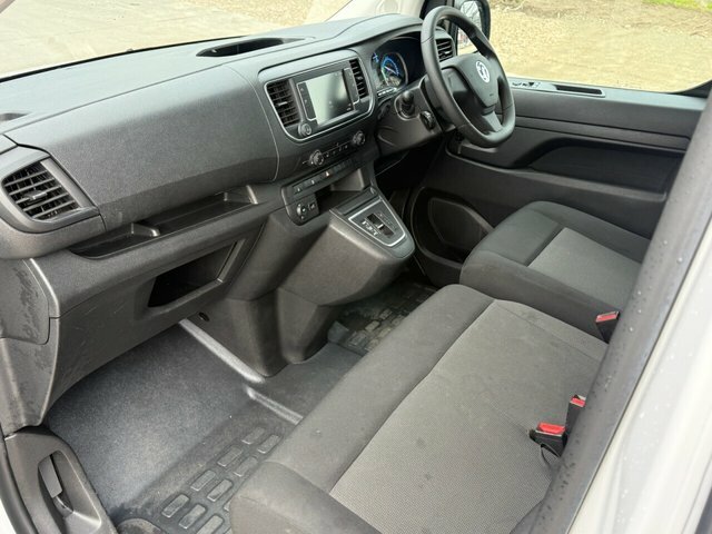 Vauxhall Vivaro Life 50Kwh Combi Mpv Mw DU73UKB White #5
