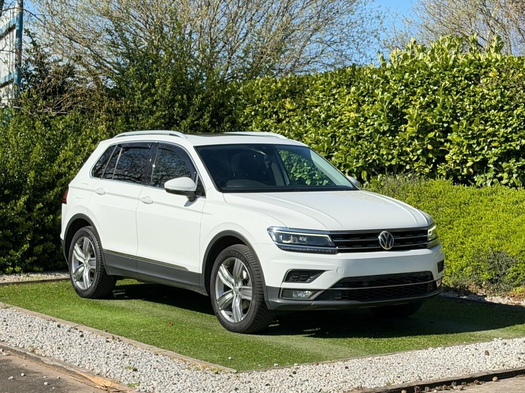 Volkswagen Tiguan 2L Sel White