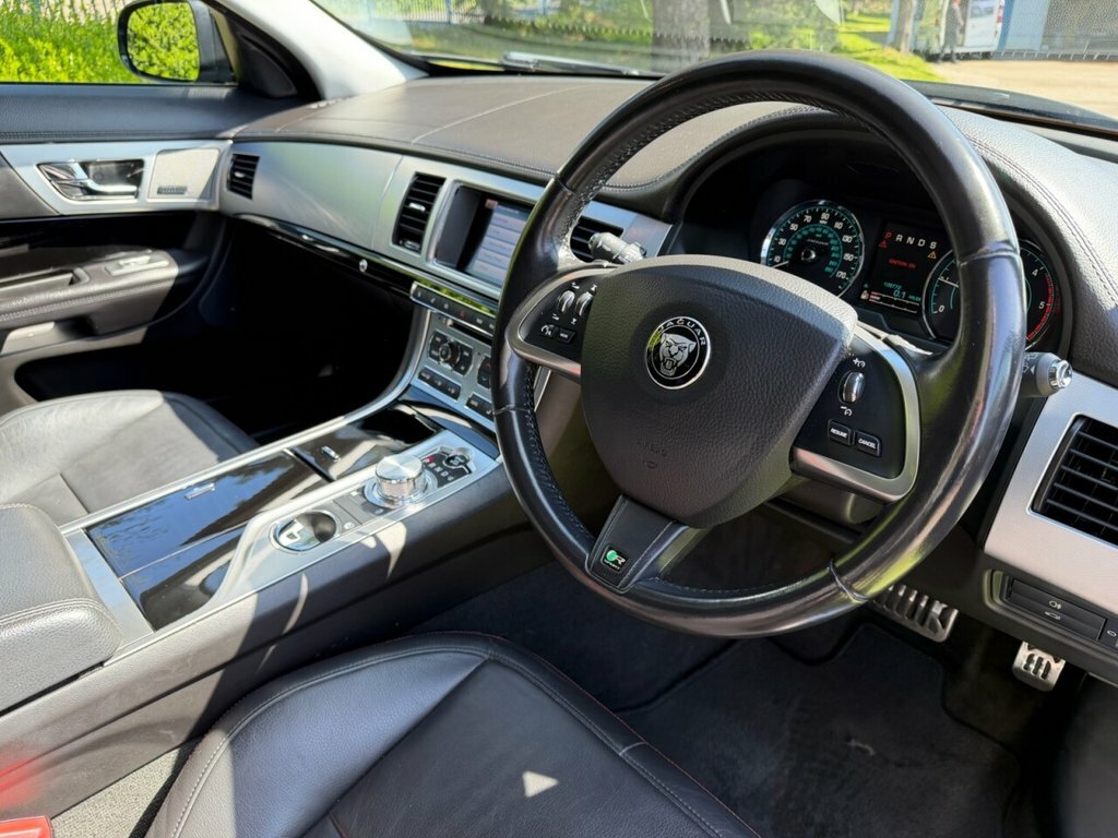 Jaguar XF 2.2L R-sport Black SM15AAY Black #3