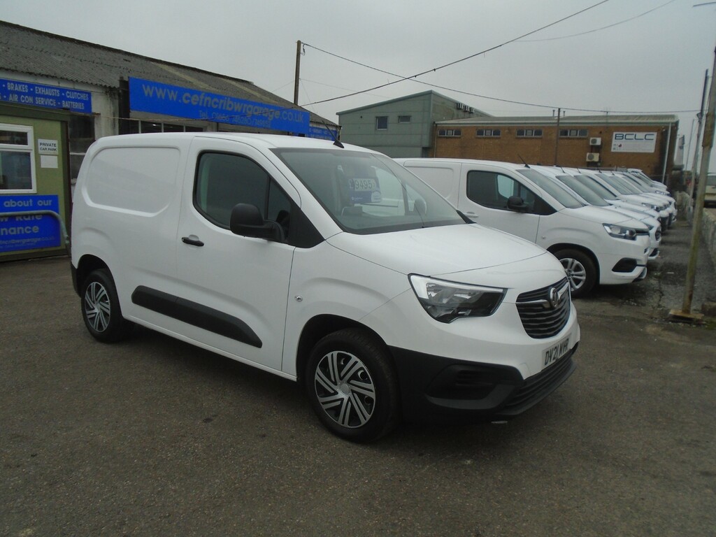 Vauxhall Combo L1h1 2300 Dynamic White