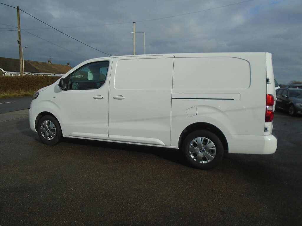 Vauxhall Vivaro L2h1 F2900 Sportive Ss DS72XUU White #6