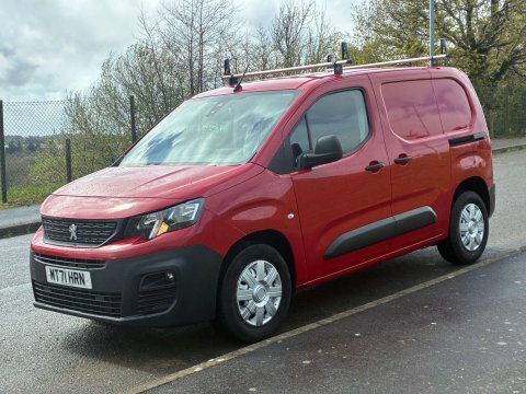 Peugeot Partner 1.5 Partner Grip MT71HRN Red #3