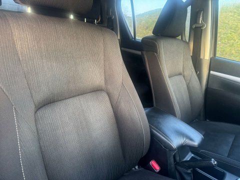Toyota HILUX 2.8 Hi-luxury Invincible YH71VSA Grey #3