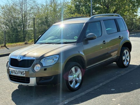 Skoda Yeti 2.0 Yeti Se AF63FNS Brown #2