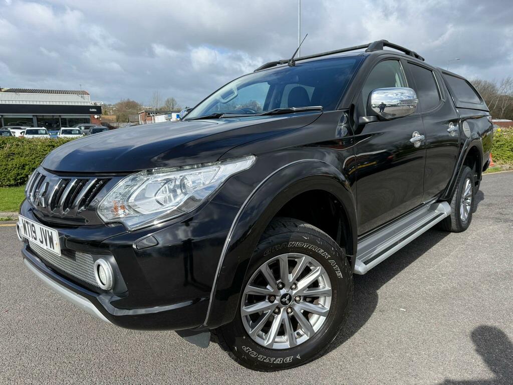 Mitsubishi L200 2.4 Di-d Dc Barbarian 4Wd Euro 6 WT19JVW Black #3
