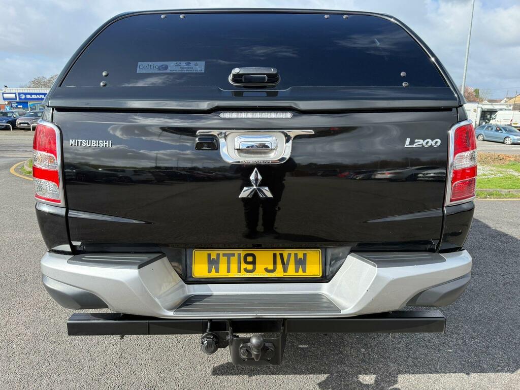 Mitsubishi L200 2.4 Di-d Dc Barbarian 4Wd Euro 6 WT19JVW Black #5