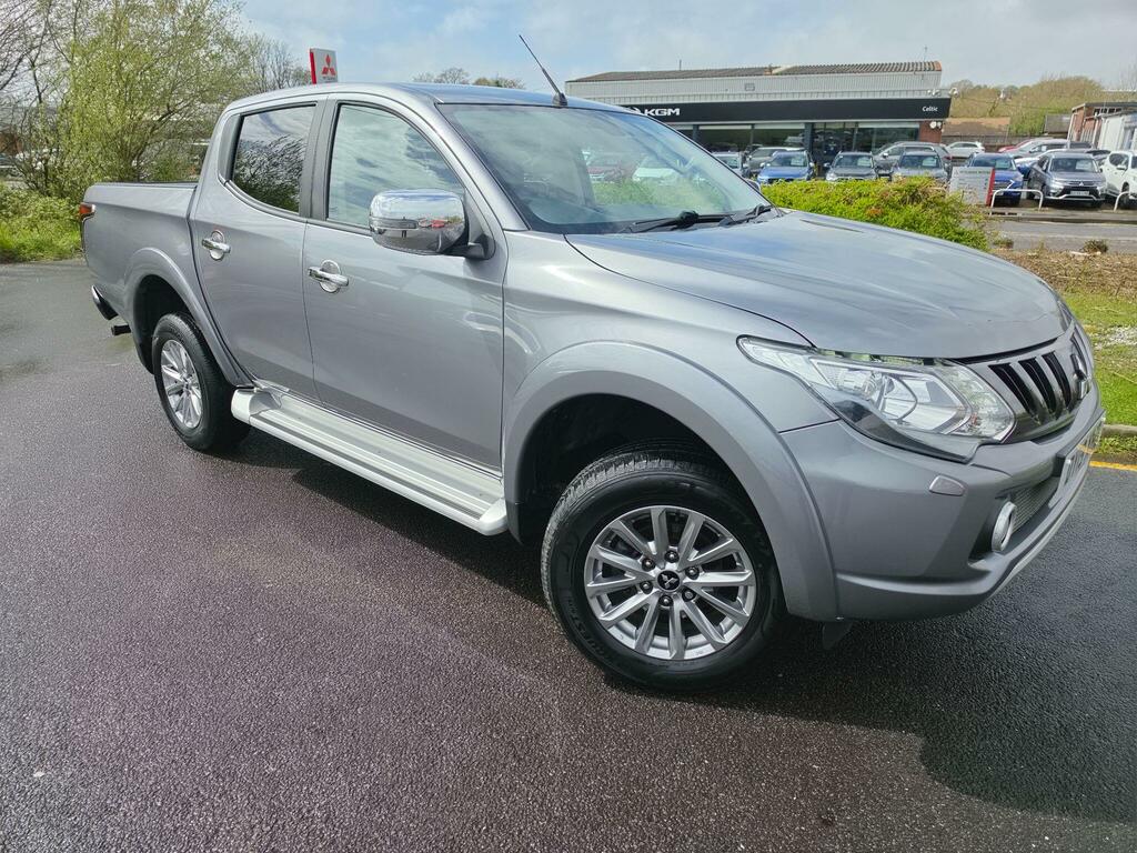 Mitsubishi L200 2.4 Di-d Dc Barbarian 4Wd Euro 6 Grey