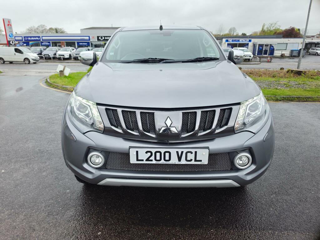 Mitsubishi L200 2.4 Di-d Dc Barbarian 4Wd Euro 6 Grey #2