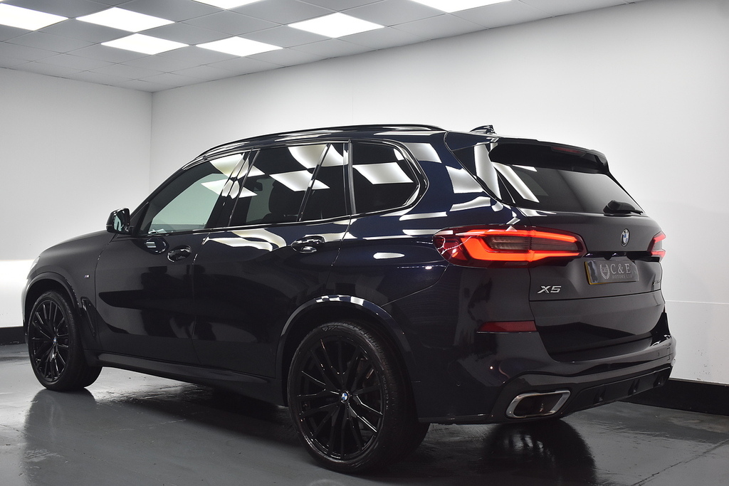 BMW X5 Suv MD71HCO Black #4