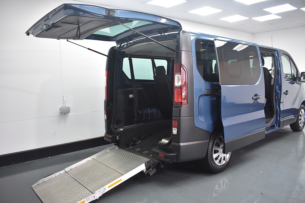 Renault Trafic Mpv NK20BFF Blue #6