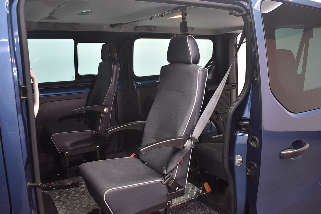 Renault Trafic Mpv NK20BFF Blue #4