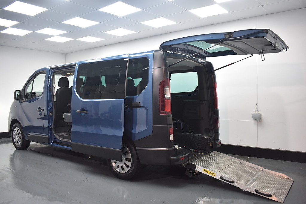 Renault Trafic Mpv NK20BFF Blue #3