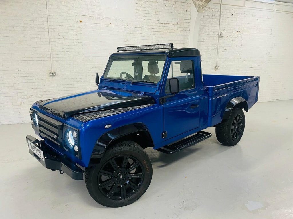 Land Rover Defender 110 Diesel Blue