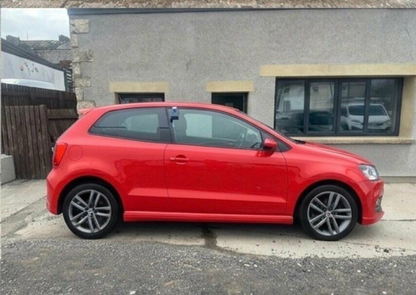 Volkswagen Polo 1L R-line Red #3