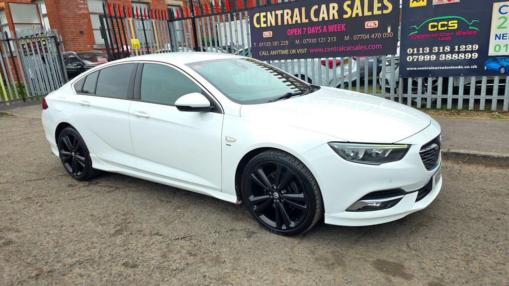 Vauxhall Insignia 2.0 Turbo D Blueinjection Sri VX Line Nav Grand Sp White