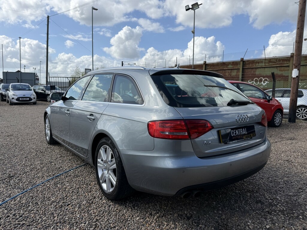 Audi A4 Avant Estate 2.0 Tdi Technik 2011 Grey #3