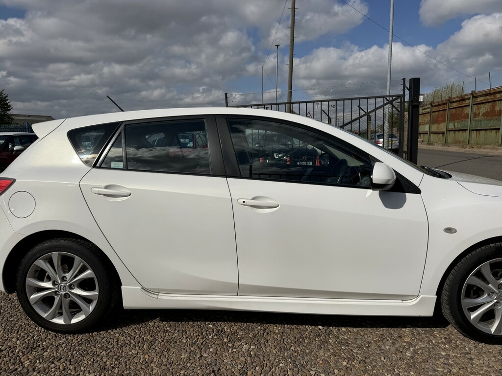 Mazda 3 Hatchback 1.6 Takuya 2012 White #6