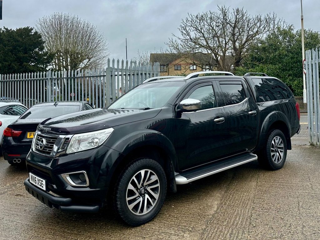 Nissan Navara 2.3 Dci Tekna Pickup Double Cab NV16XSE Black #3