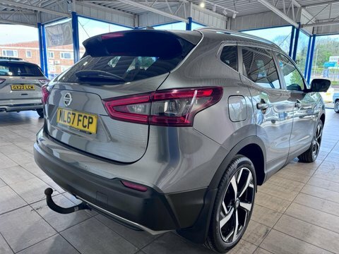 Nissan Qashqai 1.6 Dig-t Tekna NL67FCP Grey #3