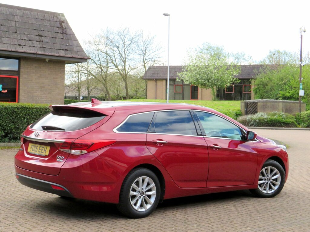 Hyundai I40 1.7 Crdi Blue Drive Se Nav Business Tourer Die Red #3