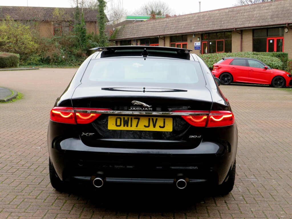 Jaguar XF 3.0D V6 Portfolio Saloon Euro 6 S Black #4