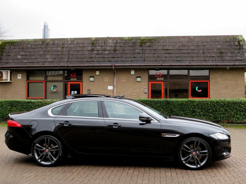 Jaguar XF 3.0D V6 Portfolio Saloon Euro 6 S Black #2