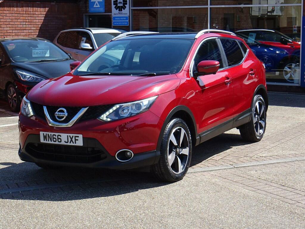 Nissan Qashqai Suv 1.6 Dci N-connecta Xtron 2Wd Euro 6 Ss WN66JXF Red #4